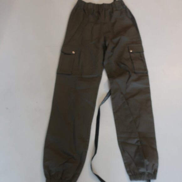 NWT Womens PrettyLittleThing Khaki Cargo Trouser Pants 2 - Picture 1 of 6